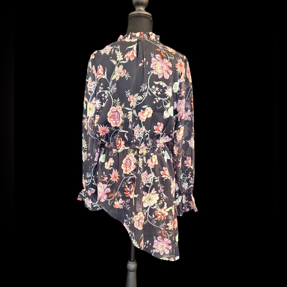 Lea & Viola Black Floral Blouse